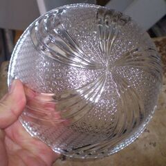 メーカー不明　鉢皿　直径16㎝高さ8㎝の画像