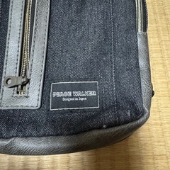 PEACE WALKERショルダーバッグの画像