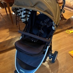アップリカ　3輪　ベビーカー　スムーヴ　ABモデル
の画像