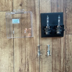 ワゴンr スティングレー PHILIPS D4S HIDバルブ 35W キセノン ヘッドライト の画像