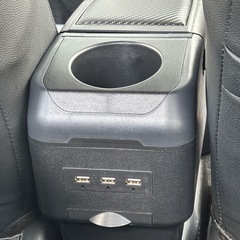 ジムニーJB23WセンターコンソールボックスUSBポート付き！の画像