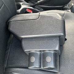 ジムニーJB23WセンターコンソールボックスUSBポート付き！の画像