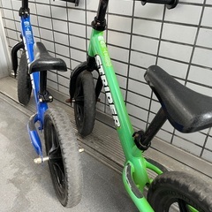 ストライダー　２体の画像