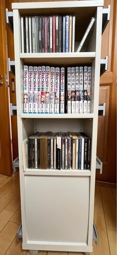 マガジン・CD等ラック（キャスター付き、二台セット）