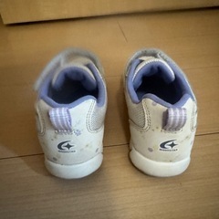スニーカー　靴　子供
の画像