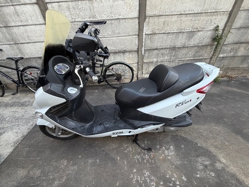 バイク SYM RV125i