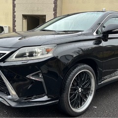 レクサス RX450h 流れるウインカー、フロントグリル、社外マフラーの画像