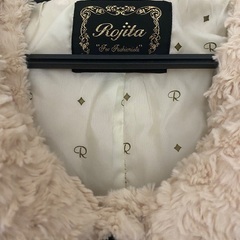 Rojita コートの画像