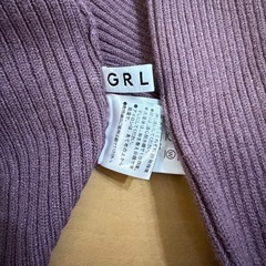 GRL リブ編みバルーン袖Vネックセーターの画像