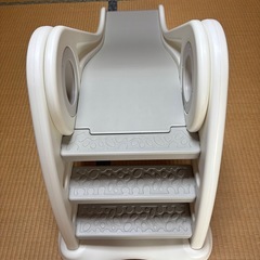 子供用滑り台の画像