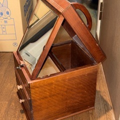 ドレッサー？　鏡台？　小物入れ？　中古品の画像