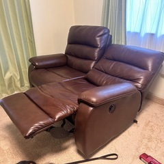 2人掛け電動リクライニングソファーの画像