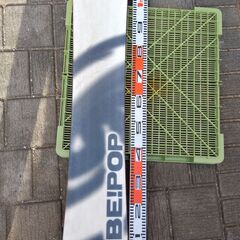 子供用スノーボード板のみの画像