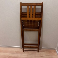 折りたたみ椅子　　
の画像