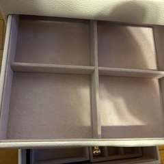 アクセサリー収納ボックスの画像