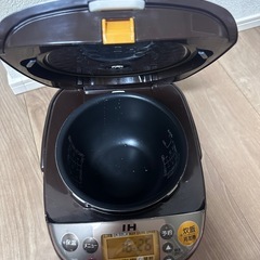 炊飯器の画像