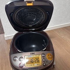 炊飯器の画像