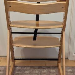 ベビー/キッズチェア２脚　成長と共に高さを変えられますの画像