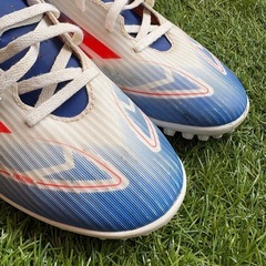 アディダス　サッカートレーニングシューズ　　の画像