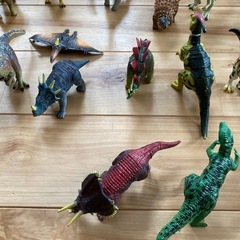 恐竜　4D パズル　知育玩具（恐竜フィギュア）恐竜のたまごの画像