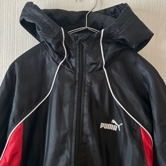 【PUMA】プーマ 中綿ジャケット（ブラック×レッド/150cm）防寒着の画像