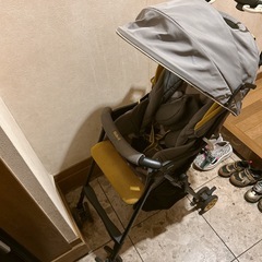 ベビーカー　Richell の画像