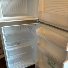 単身用の冷蔵庫
の画像