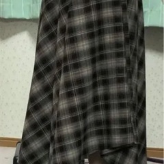 【ほぼ新品】axes femme チェック柄アシンメトリーロングスカートの画像