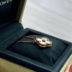 VCAヴィンテージアルハンブラ 2014年ホリデーの画像