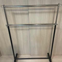 ハンガーラック 2段タイプ キャスター付 の画像