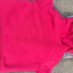 【GAP】2才・フードつきパーカー（赤）の画像