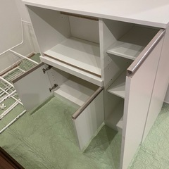 ニトリ食器棚-白色(90×90×40cm)の画像