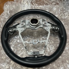 TOYOTA　ハリアー現行型　 80系ステアリング　ハンドルの画像