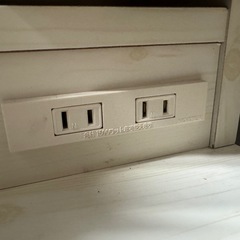 ドレッサー　三面鏡　コンセント付き　　スツール付きの画像