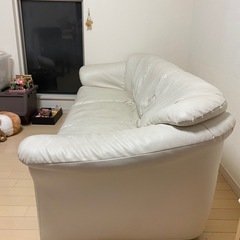 3人掛けソファ　の画像