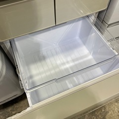 初売り！5ドア冷蔵庫　シャープ　2020年の画像