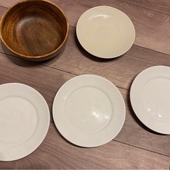 ニトリ　IKEA お皿の画像