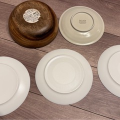 ニトリ　IKEA お皿の画像