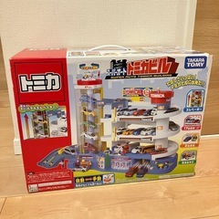 タカラトミー スーパーオートトミカビル 駐車場 エレベーター 自動車 玩具
の画像