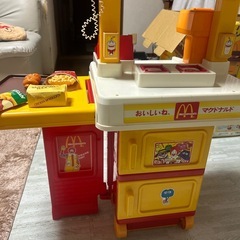 マクドナルドハンバーガーレストランの画像