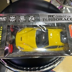 スマホ操作できるラジコンの画像