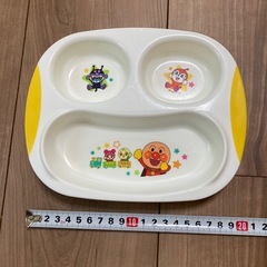アンパンマンのお皿プレート2枚離乳食の画像