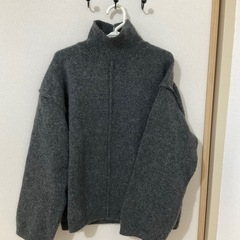 H&M服　四枚の画像