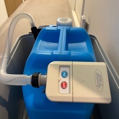 灯油タンク+電動ポンプ+収納ボックス 3点まとめ売りの画像