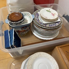 食器の画像