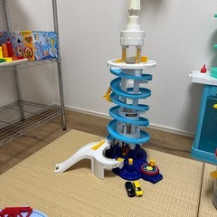 トミカタワーの画像