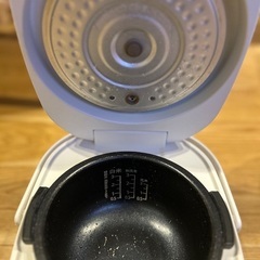 2018年製　SHARP 炊飯器　3合の画像