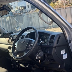 トヨタ　ハイエースバン　令和2年　走行距離3万キロ　車検付き　軽油の画像