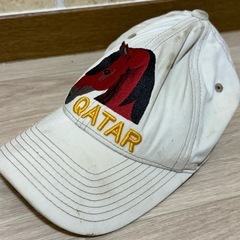 QATAR カタール 刺繍キャップ ベージュ コットン100% サイズ調整可の画像