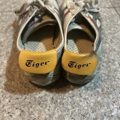 オニツカタイガー　スニーカー　27の画像